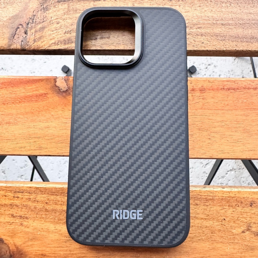The Ridge IPhone case - Picture 5 of 9